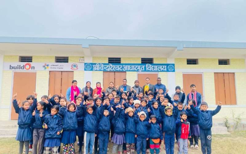 नविल बैंकद्वारा केदारेश्वर आधारभूत विद्यालयमा न्यानो लुगा वितरण