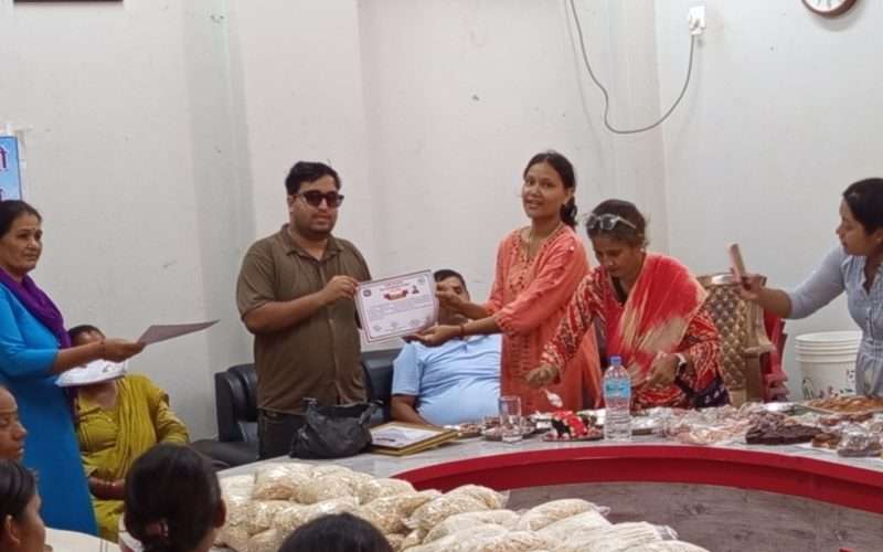 भजनीमा चाउमिन तथा बेकरी उद्योग सञ्चालन सम्बन्धी तालिम सम्पन्न
