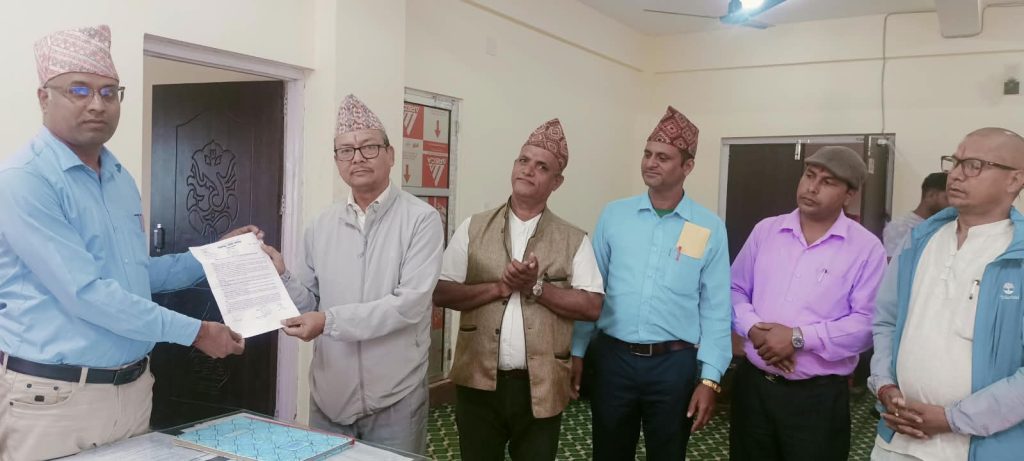 टीकापुर सचेत समाजद्वारा चोरीका घटना नियन्त्रणको माग गर्दै इलाका प्रशासन र इलाका प्रहरी कार्यालयको ध्यानाकर्षण